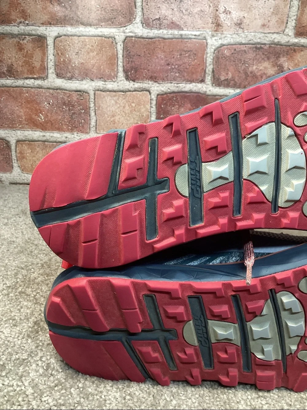 Altar Timp 3 women’s running shoes sneakers size 7